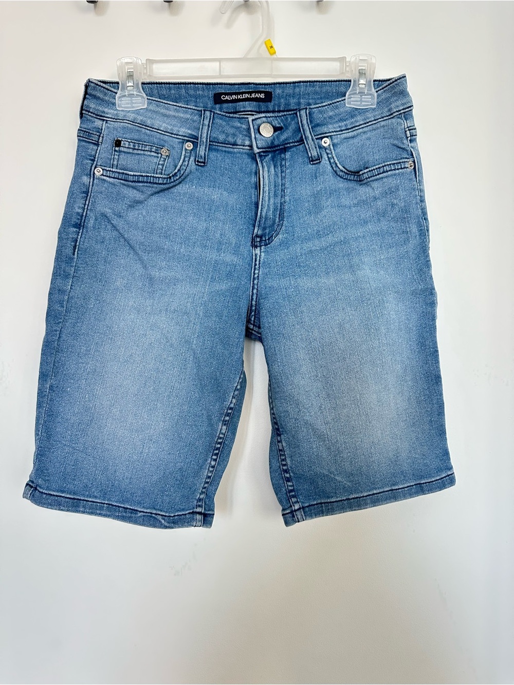 Calvin Klein Jeans Light Wash Denim Shorts Size 8